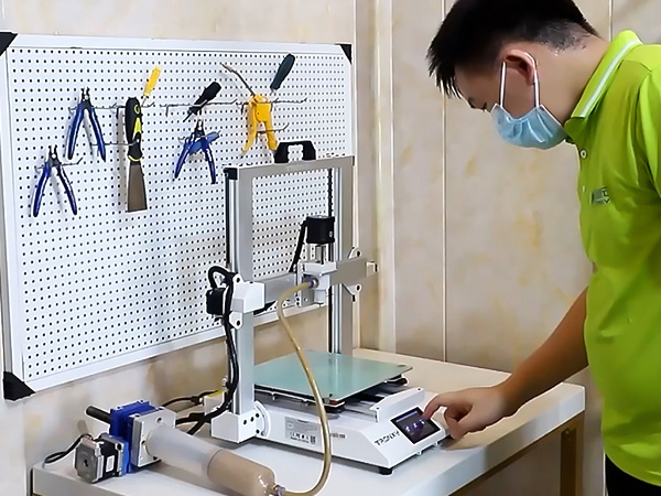 創星元3D打印機測試機器